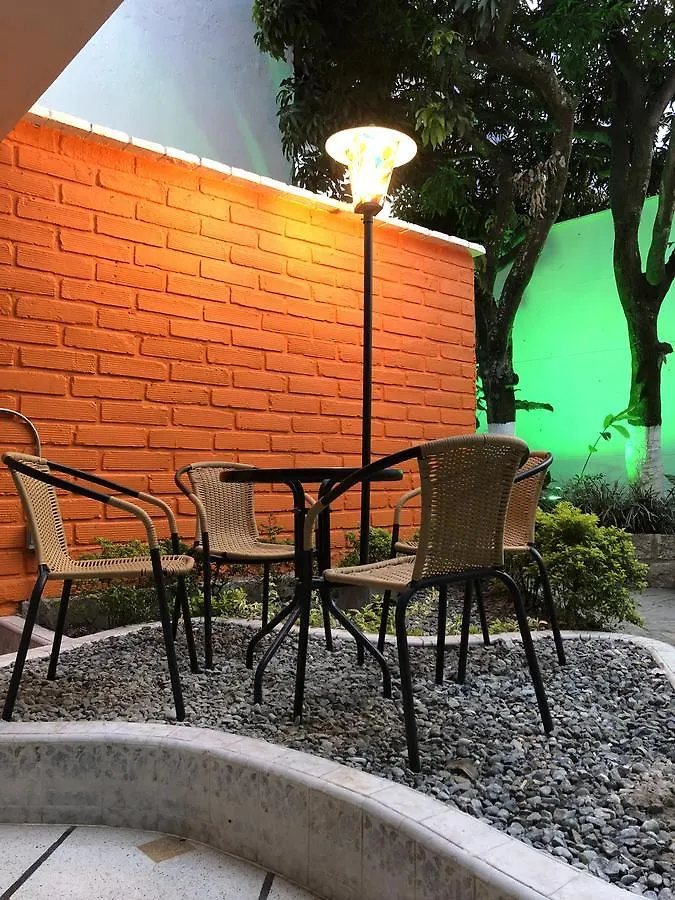 Guest house Backpackers Inn Medellin