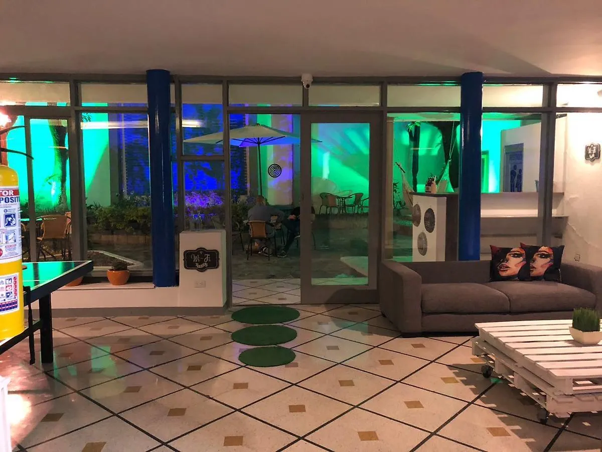 Guest house Backpackers Inn Medellin