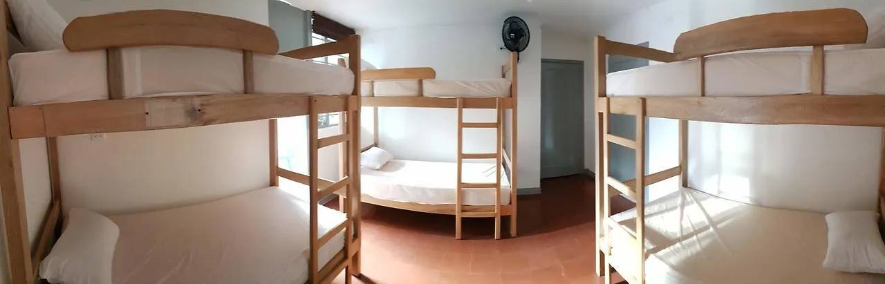 Backpackers Inn Medellin Guest house