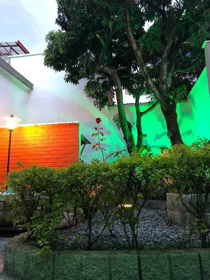 Backpackers Inn Medellin Guest house