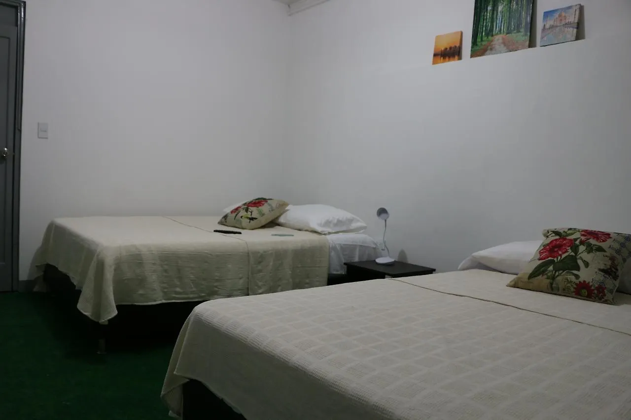 Backpackers Inn Medellin 2*,